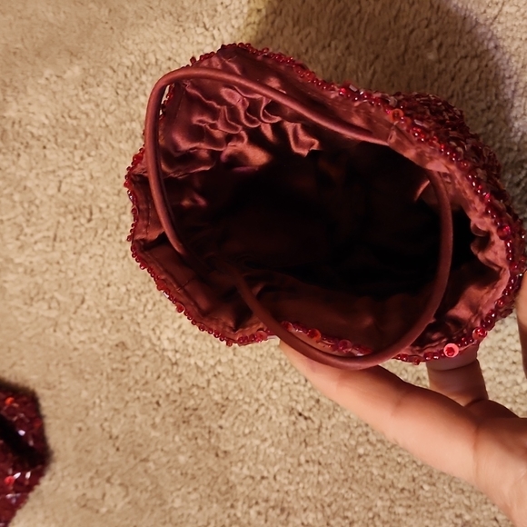 3 piece Ann Taylor burgundy silk skirt size 8, sequin top size 10 & handbag - Picture 5 of 10